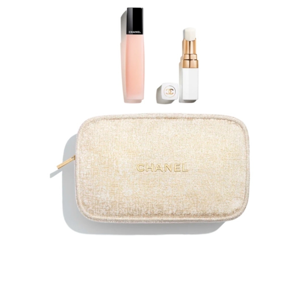 Chanel 2023 Holiday giftset - On The Go Moisture